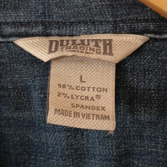 Women's DuluthFlex Pearl Snap Button Up Denim Shirt - Picture 4 of 8